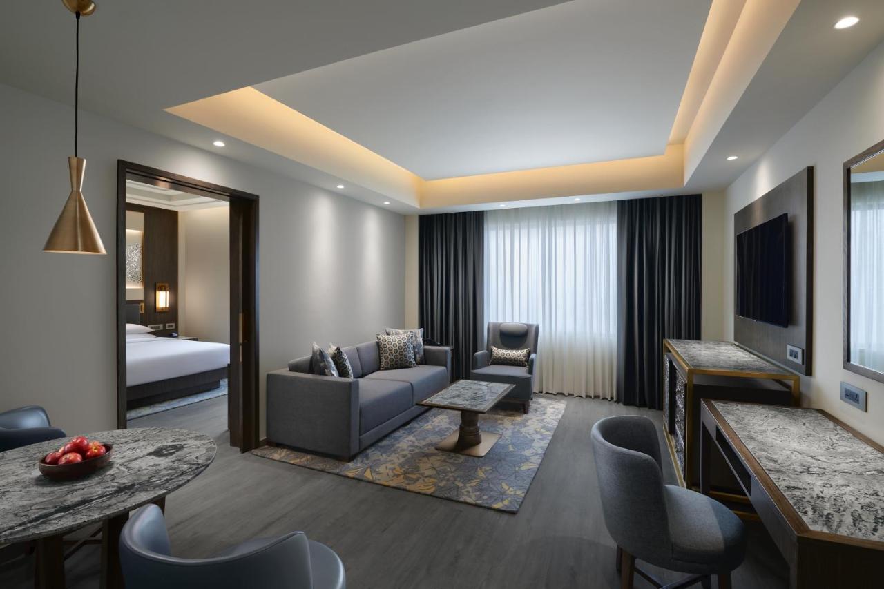 Hyatt Regency Jaipur Mansarovar Exterior photo